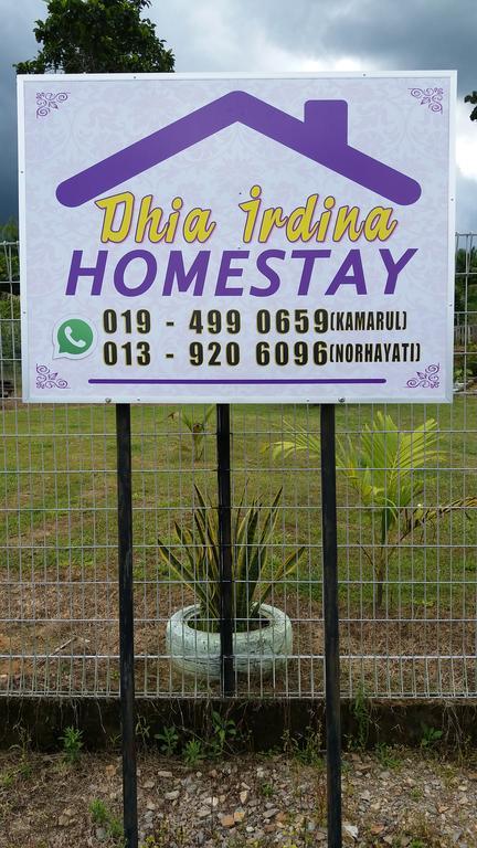 Dhia Irdina Homestay Paya Rewak ภายนอก รูปภาพ