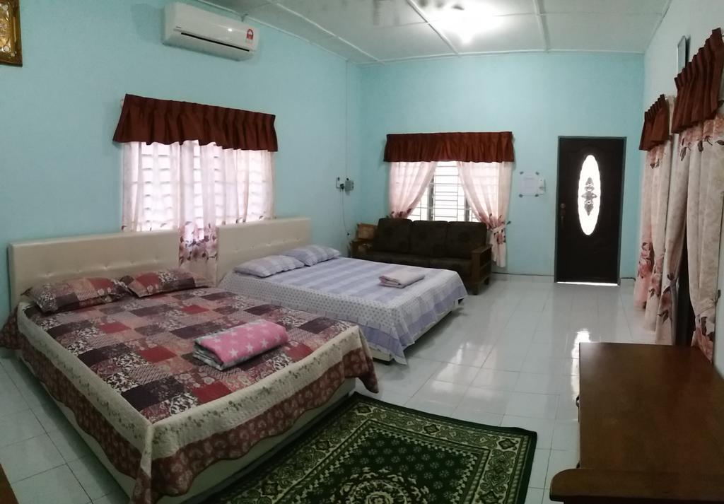Dhia Irdina Homestay Paya Rewak ภายนอก รูปภาพ